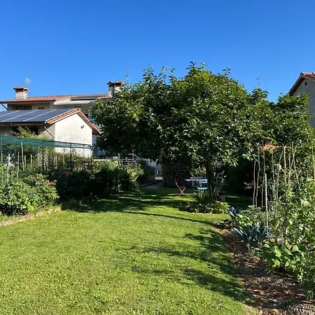 The Secret Garden Panzió Buia